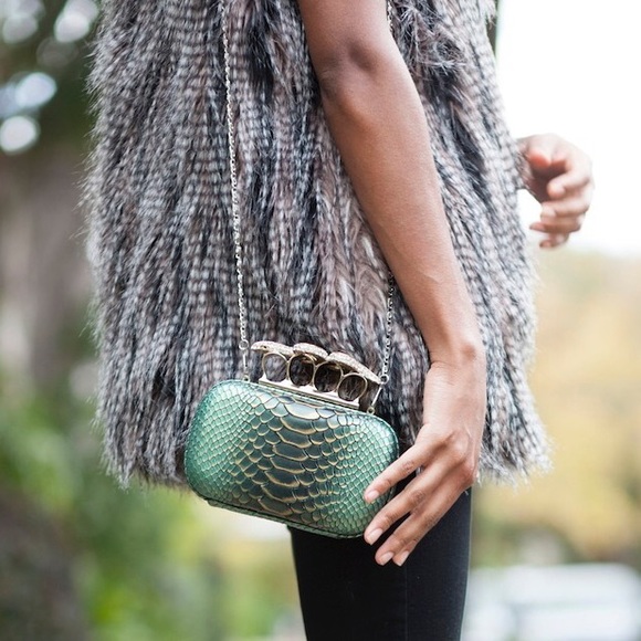 [SOLD] Snake Adorned Clutch - Picture 2 of 3