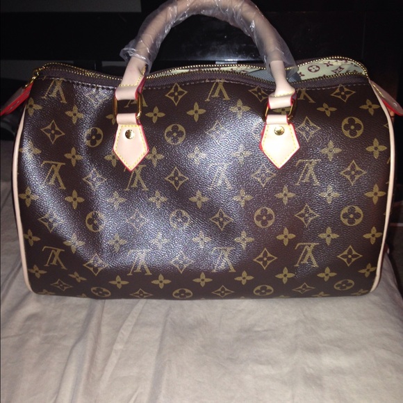 Louis Vuitton speedy 35