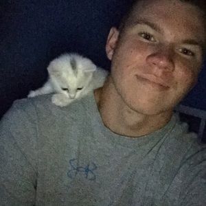 Meet your Posher, Cody