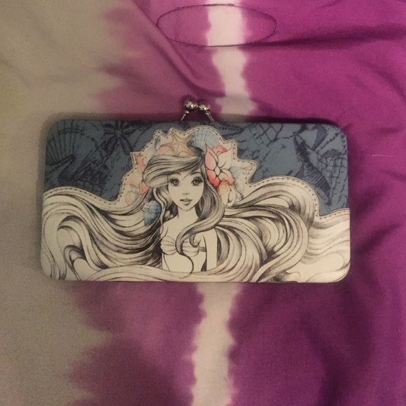 Ariel Wallet