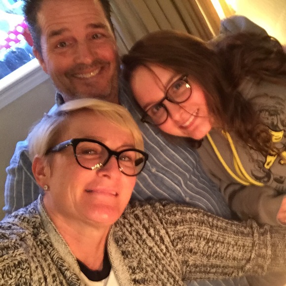 Meet your Posher, Kathleen - Picture 2 of 2