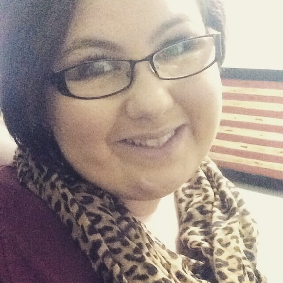 Meet your Posher, Ashley - Picture 1 of 1