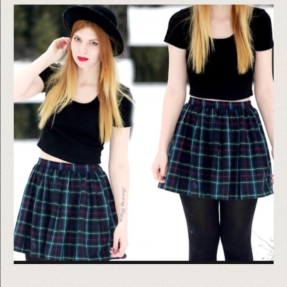 American Apparel Skirts - *New* American Apparel plaid circle skirt American Apparel Skirts - *New* American Apparel plaid circle skirt