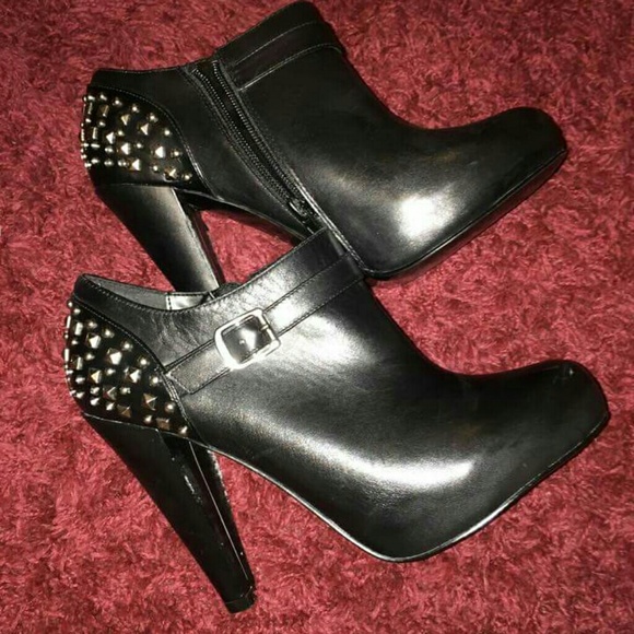 Steve Madden heels