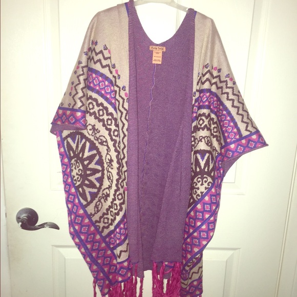 Spanish patterned poncho/cardi