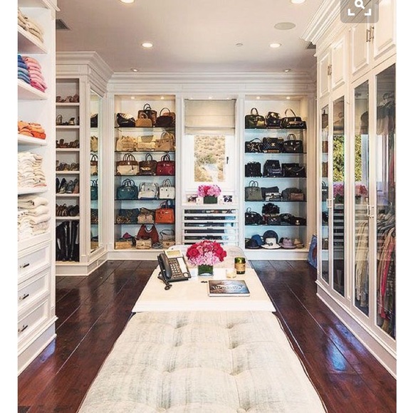 Meet your Posher, Ella - Picture 2 of 2