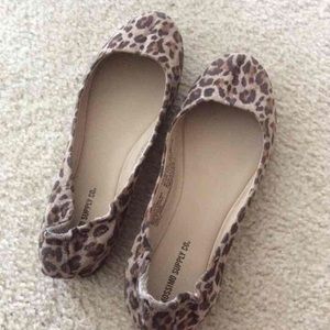 Leopard Flats Worn 1x