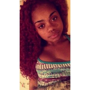 Meet your Posher, Desiree