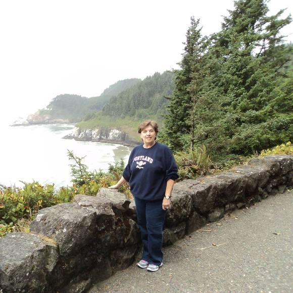 Meet your Posher, Joyce - Picture 1 of 1