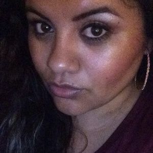 Meet your Posher, Deanna