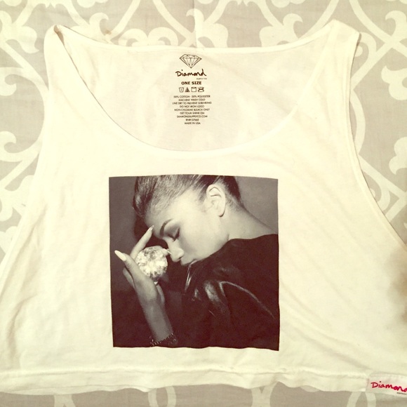 DIAMOND CO. crop top