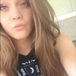 Meet your Posher, Kylee