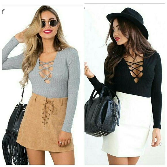 The Jessie Lace up suit - Picture 2 of 4