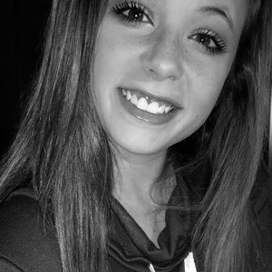 Meet your Posher, Livy