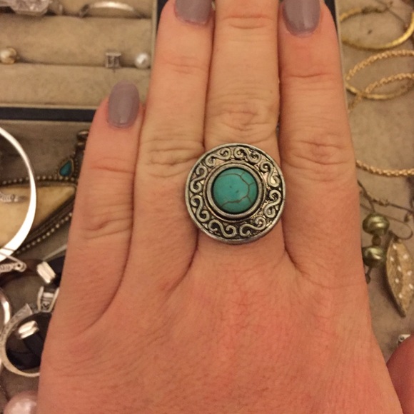 Silver/turquoise Aztec ring - Picture 2 of 3