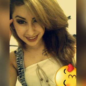 Meet your Posher, Alma