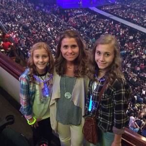 Meet your Posher, Angela