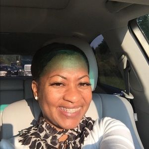 Meet your Posher, Neci