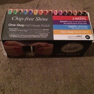 Haute polish gel nail set
