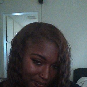 Meet your Posher, Kayla