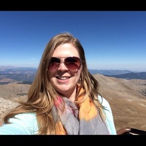 Meet your Posher, Heather