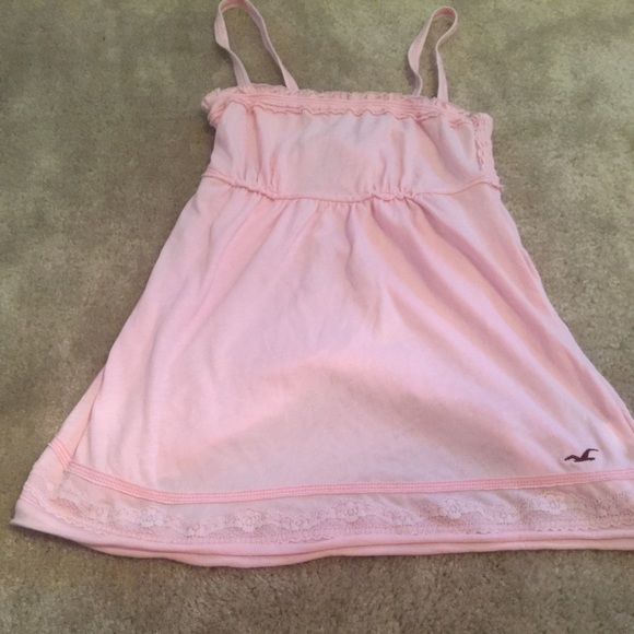 Hollister Tops - Cute baby pink Hollister top size small