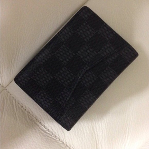 Mens LV wallet