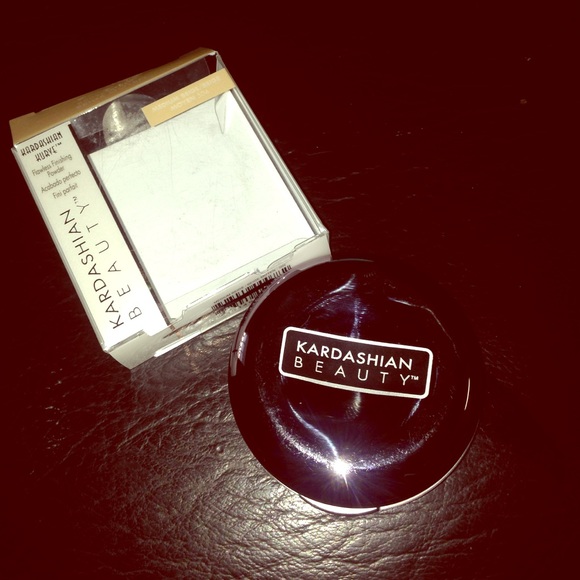 Kardashian beauty medium beige