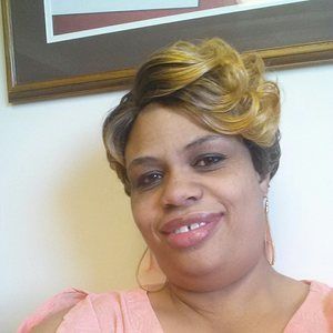 Meet your Posher, Candace