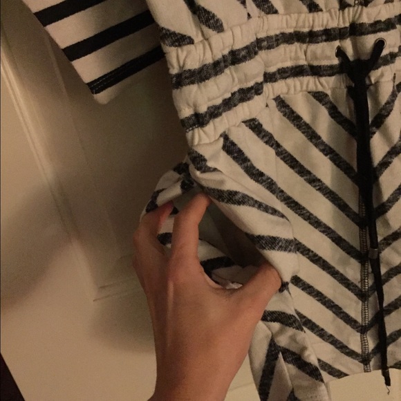 ✨LOFT Cinched Waist Dress ✨ - Picture 2 of 3