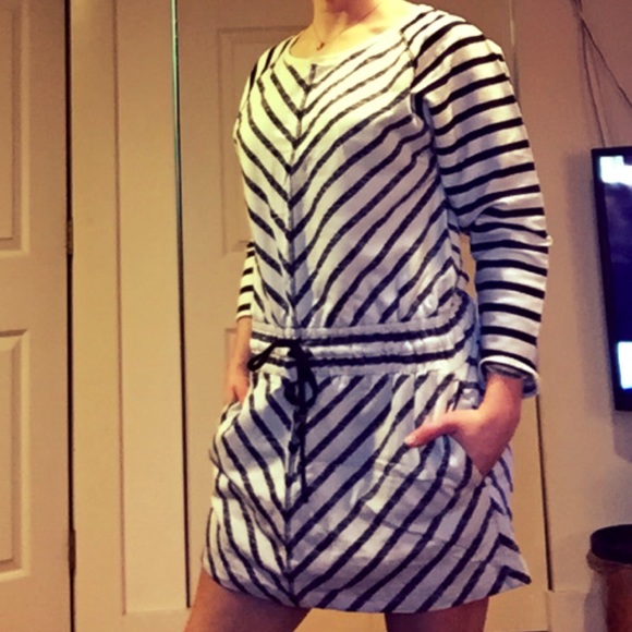 ✨LOFT Cinched Waist Dress ✨ - Picture 3 of 3