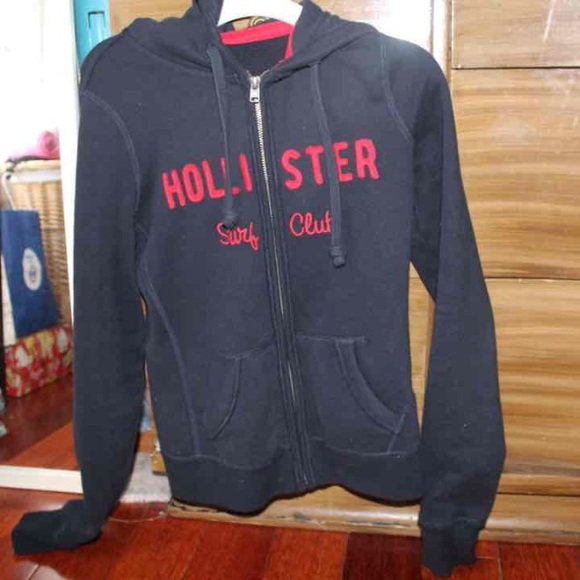 Navy Blue and Red Hollister Zip Up Sweater