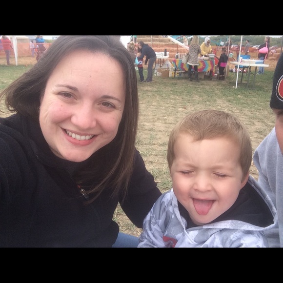 Meet your Posher, April