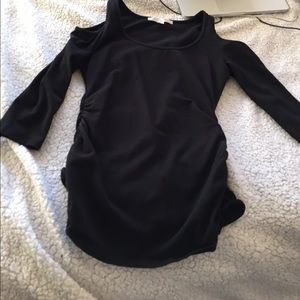 Black cut out shoulder 3/4 sleeved shirt