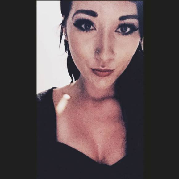 Meet your Posher, Monica