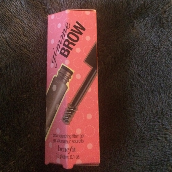 Benefit gimme brow