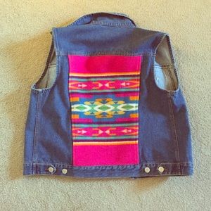 Vintage Women's Pendleton denim vest w pink SZ M