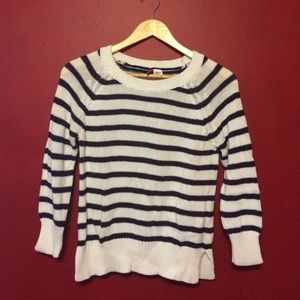 SOLD ‼️ H&m sweater