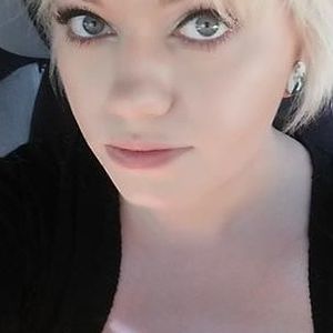 Meet your Posher, Deven