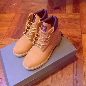 Timberland boots size 5.5