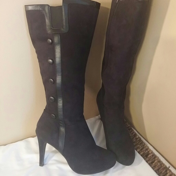 Plus size Boots - Picture 1 of 4