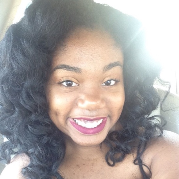 Meet your Posher, Janae
