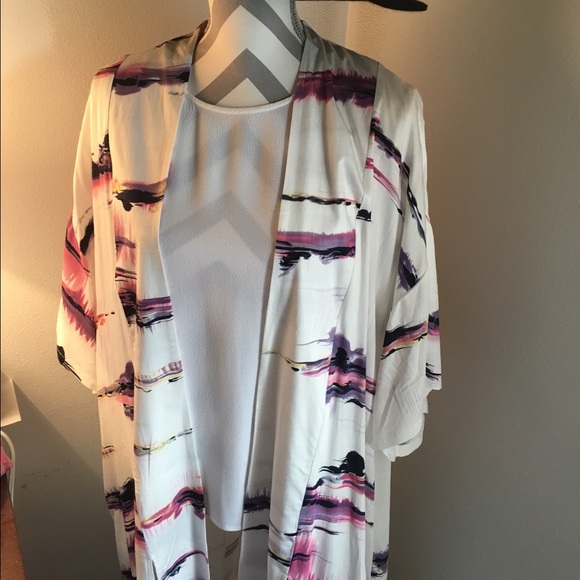 LuLu's Some Days Lovin Kimono