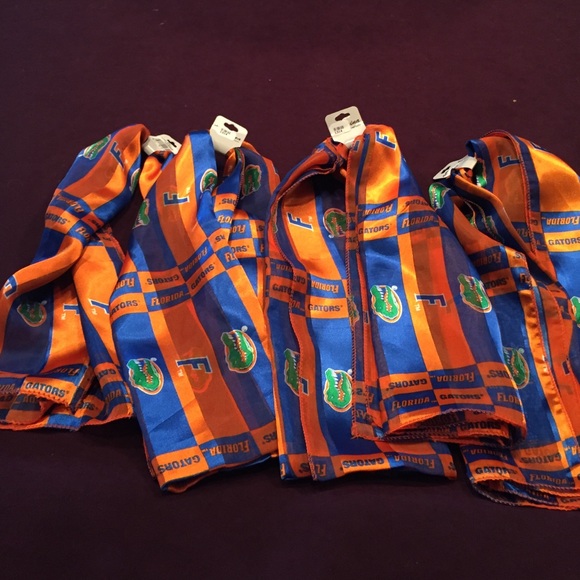 NWT 4 Florida Gators Scarfs.