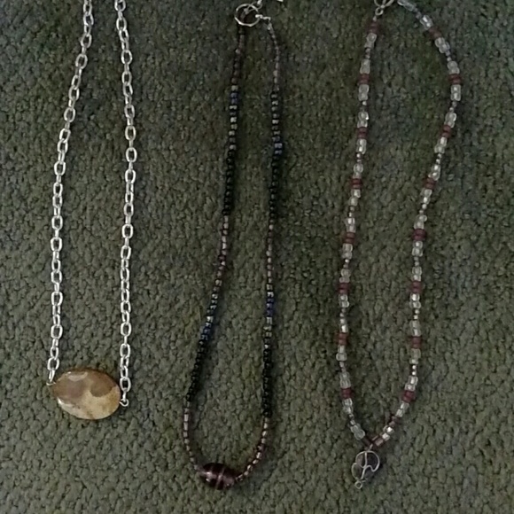Necklace bundle - Picture 3 of 3