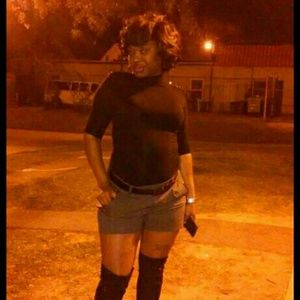 Meet your Posher, Saprina