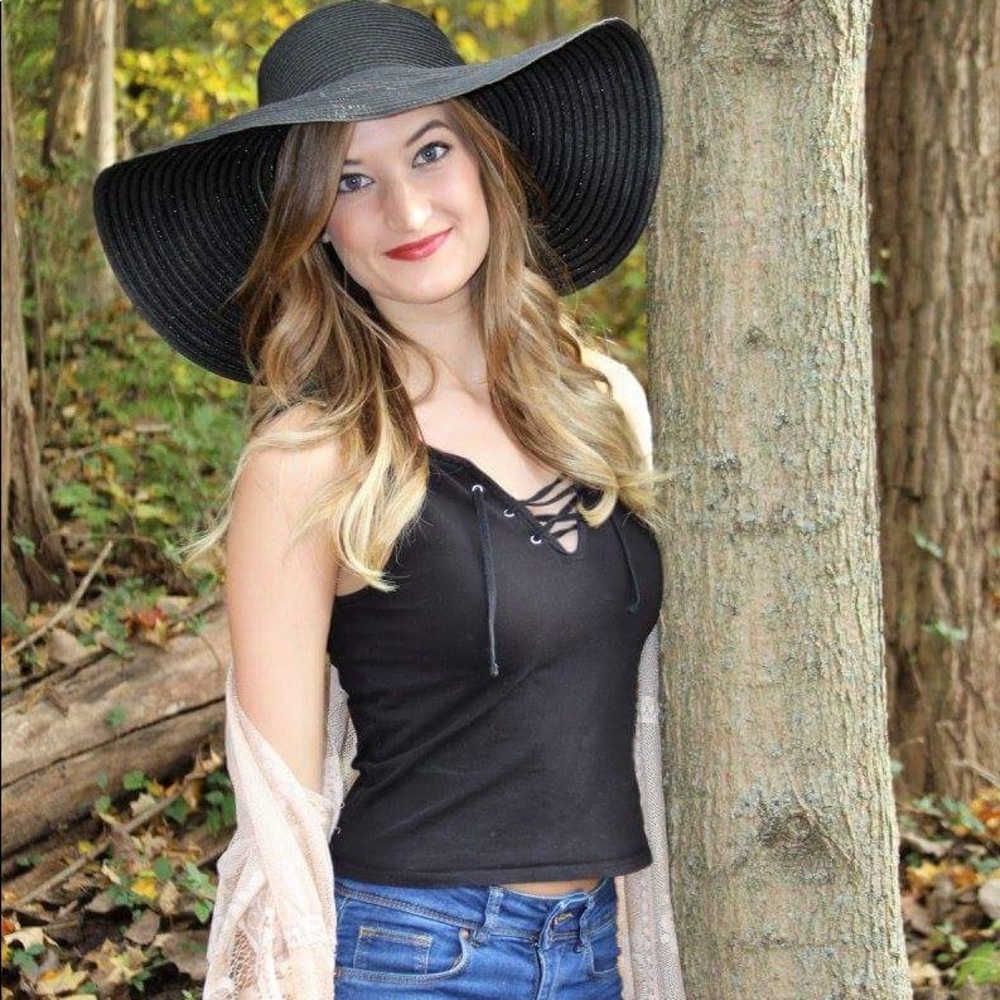 ᕼeᒪᒪo ᗰy ᑎᗩᗰe iᔕ kᖇiᔕteᑎ💕