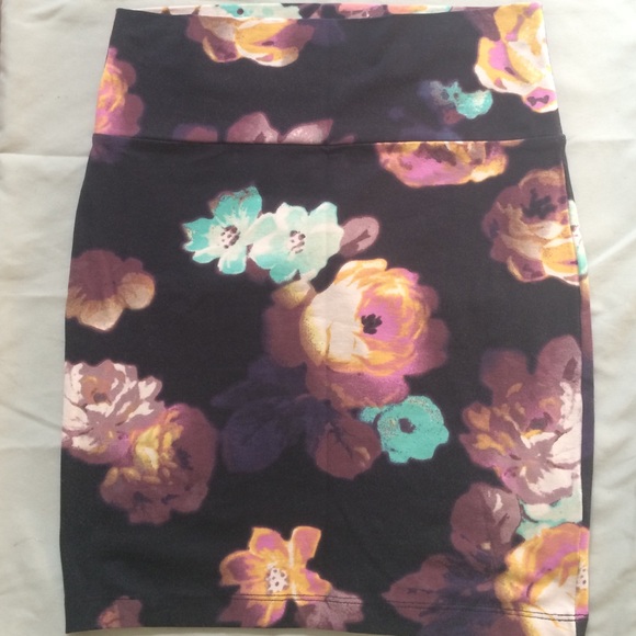 Pencil skirt