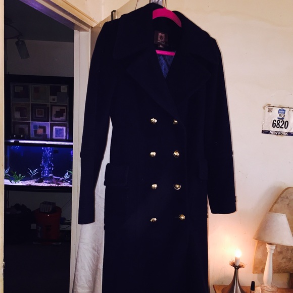Cashmere Anne Klein Size 6 Navy Blue.