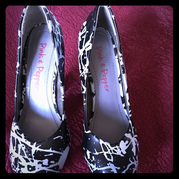 Pink and Pepper shoe